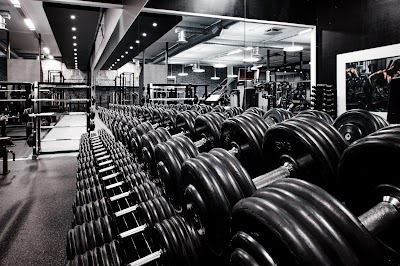 Monipuolinen kuntosalijäsenyyksien ja salien hakupalvelu Suomessa.