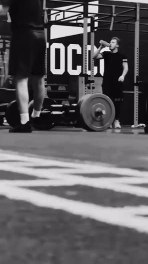 Taas on viikko startattu tehokkaasti, syksy ja vesisade ei ole este treenille đȘđŒ pĂ€invastoin! đ„ #rrtraining #treeni #rrtrainingturku