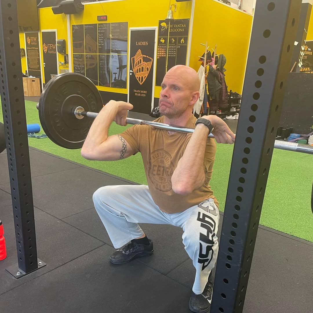 Ohjaajat koulutuksessa. Spartan Academyn Strength&Barbell ohjaajakoulutus. Kurssin vetäjänä @forsstromjohanna 💪