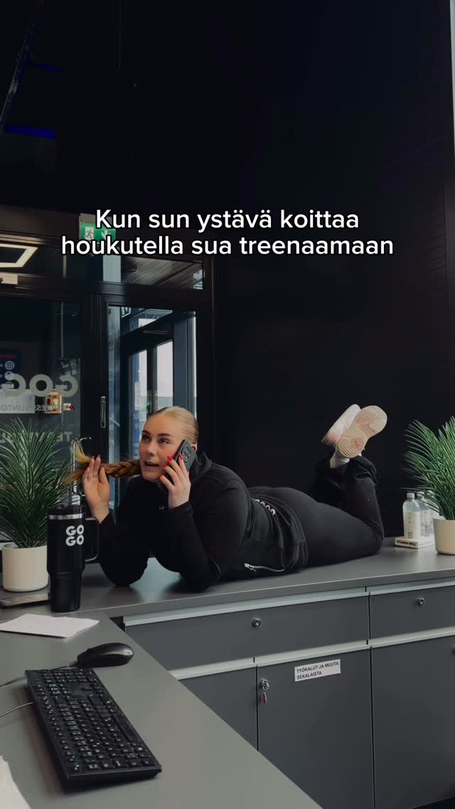 Tägää alas sun treenikaveri, niin sen täytyy tulla sun kanssa treenaamaan 🤭🤝🏼 #kuntosali #treeni #ystävä #gogoexpressseinajoki #seinäjoki