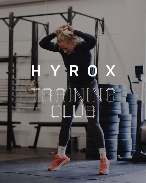Ootko kuullut HYROXista, mutta et ole vielä uskaltanut lähteä mukaan? Nyt on täydellinen hetki kokeilla 👇🏼 Me tehdään nimittäin aloitus sulle helpoksi. 🔥 HYROX-tunnit koko toukokuun ajan 49€ (norm. 69€). HYROX sopii ihan kaikille ja aiempaa kokemusta lajista ei tarvitse olla. Voit tulla siis suoraan mukaan, oli sun lähtötaso mikä tahansa. Treeniajat: ti klo 16–19 pe klo 8–10 & 16–19 📩 Laita meille viestiä ja laitetaan sun treenit rullaamaan.