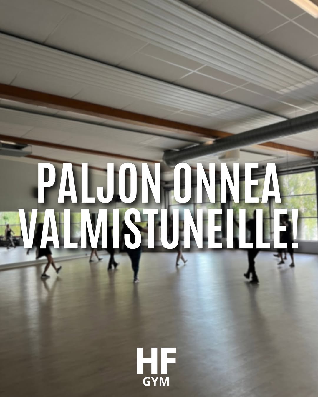 Me HyväFiiliksellä haluamme toivottaa paljon onnea kaikille valmistuneille ja uusille ylioppilaille! 🥰🌹