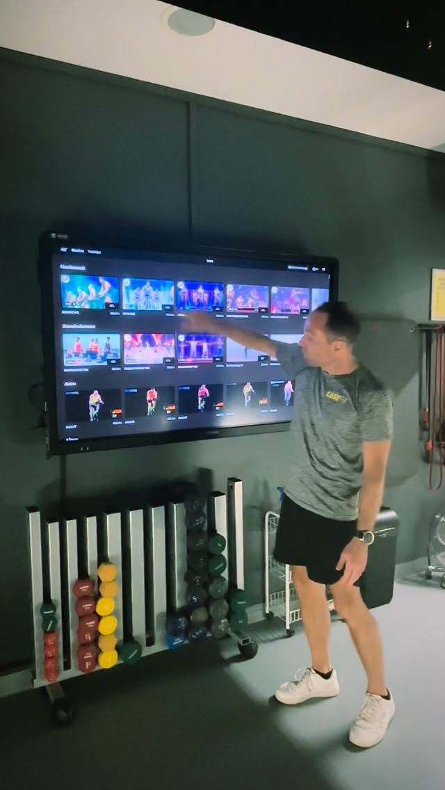 Suositut virtuaalitunnit ovat nyt entistĂ€ paremmin kĂ€ytettĂ€vissĂ€ kun saatiin uusi kĂ€yttöjĂ€rjestelmĂ€! Eiku testaamaan đ .. .. .. #easyfitkerava #kuntosali #virtuaalitunnit #helposti