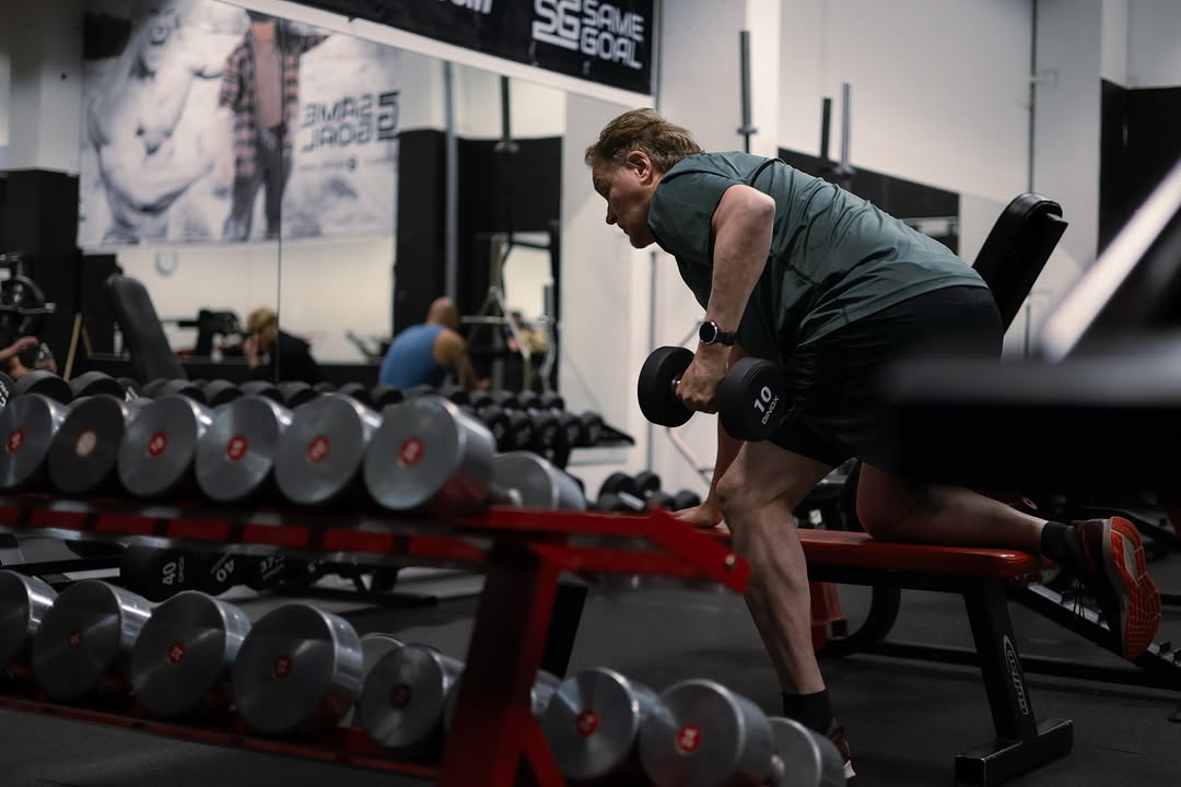 🏋️ Fit Seinäjoki – tilaa treenata! Meiltä löytyy yhteensä 1400 m² treenitilaa, josta 150 m² on ryhmäliikuntasalia. Lisäksi käytössäsi on 350 m² ulkokuntosali, joka tarjoaa loistavat mahdollisuudet harjoitteluun🔥 Kuntosaliltamme löydät kattavat välineet: ✅ toiminnalliseen harjoitteluun ✅ perinteiseen kuntosalitreeniin ✅ kehonrakennukseen ✅ tavoitteelliseen voimaharjoitteluun ✅ aloittelijan turvalliseen harjoittelun aloittamiseen Olitpa vasta aloittamassa liikuntaharrastusta tai kokenut treenaaja, meiltä löydät monipuoliset puitteet tavoitteidesi saavuttamiseen. 📸 @soulmedia.fi #olefit #fitseinäjoki #seinäjoki