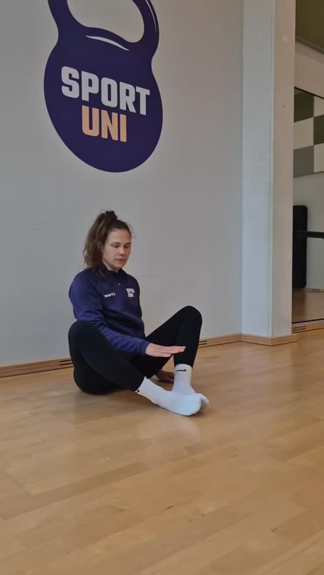 FI/EN Ihanaa perjantaita. Kokeile tätä liikkuvuushaastetta. Onnistuiko? Have a great friday. Try this mobility challenge. Did you make it?