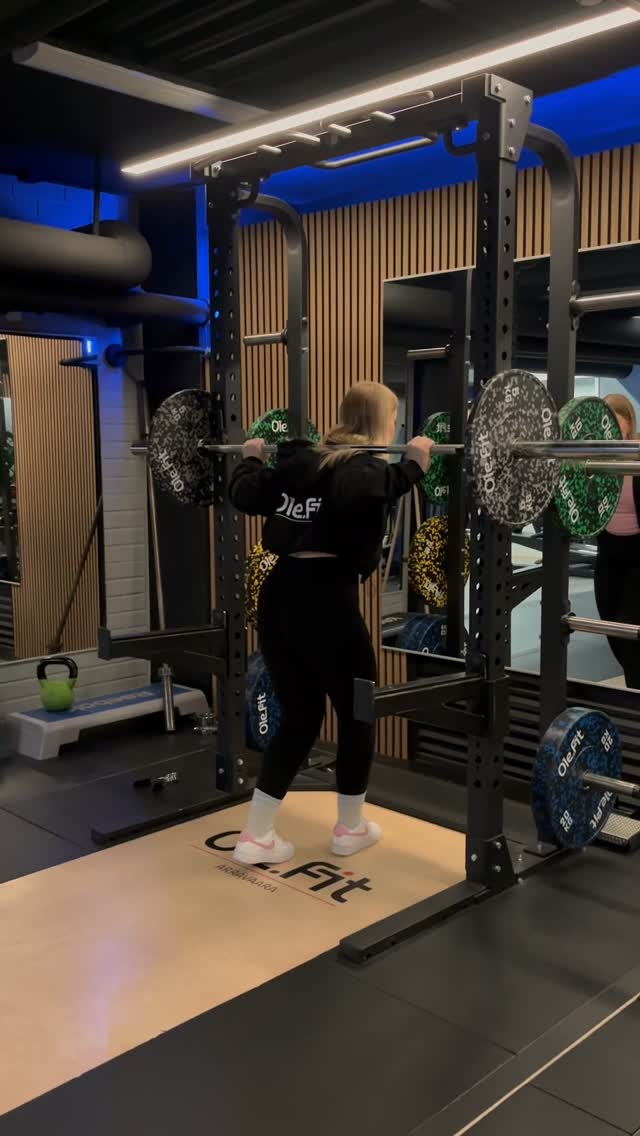 Tarjous pÀÀttyy tĂ€nÀÀn - Nappaa kesĂ€n treenit nyt huippuhintaanđïžââïž Ota ensimmĂ€inen askel kohti parempaa hyvinvointiaâïž đwww.kangasala.ole.fit #kangasala #olefitkangasala #hyvinvointi #olefitissĂ€ #kesĂ€treenit