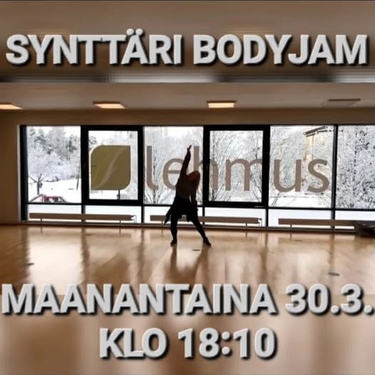 Bodyjam-tunti Synttäripäivänä Puntit-salilla, suuri ikkuna talvimaisemaan.