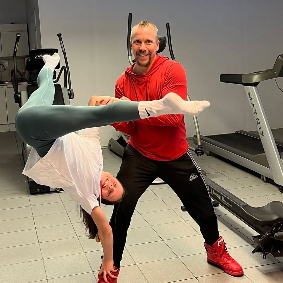 Ranualainen Mandi Koskela voitti tankotanssin MM-kultaa Koskela kisasi nuorimpien A-juniorien sarjassa. Voitto tuli pistein 138.832. @comeonfitclub tukee Mandia @mandikoskela